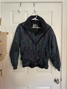 Vintage Tyrolia Skiwear size S/M Printed Bomber Jacket - Black, Purple & Teal